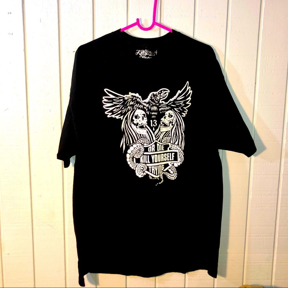 Vintage skate fashion, women’s over sized band tees. Size X-large
